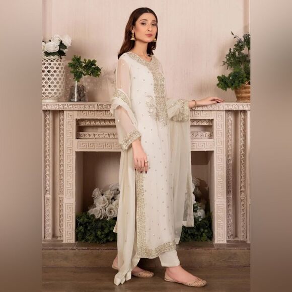 AGHA JAAN PAKISTANI DESIGNER FORMAL DRESS 3 PIECE - Picture 2 of 11